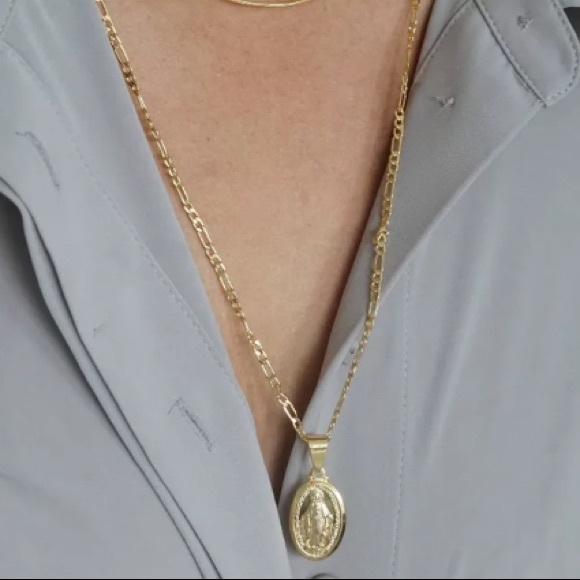 NEW Virgin Mary Miraculous Metal Pendant Necklace - Picture 2 of 5